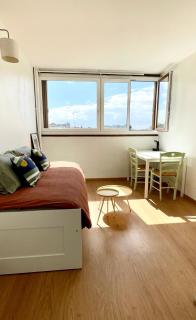 Charming Bright Sunny Studio in Belleville - Paris - 0