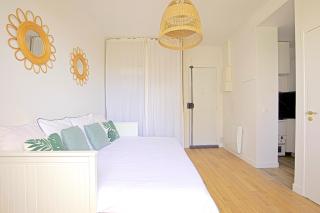Top floor studio near Montmartre - Parijs - 4