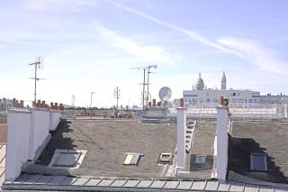 Top floor studio near Montmartre - Parijs - 5