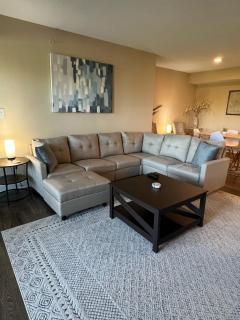 Spacious 2 Bed, 2 Bath Uptown Gem in the Heart of the City-Parking-Wi-Fi-Balcony CGV - Charlotte - 6