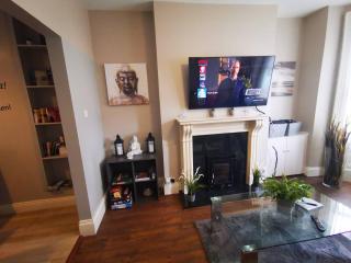 4 Bed Boutique House Lisburn Road - Belfast - 9
