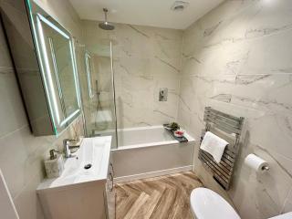 Number 11 Croft House - Tenby - 8
