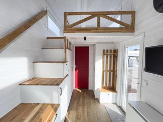 Red Tiny House - 2