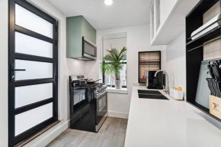 Modern Fishtown Studio w/ Private Deck - Philadelphia - 4