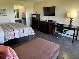 Geneva Wells Inn - 1