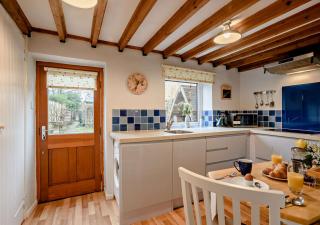 Cobbley Cottage - Little Snoring - 7