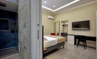 Palm Suites - Naples - 9