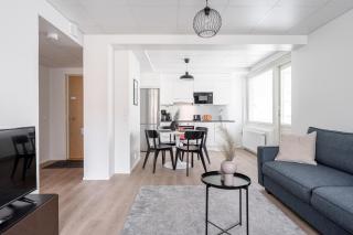 Modern & Spacious 1BR Apartment with Balcony & Great Location - Hosted by 2ndhomes - 2