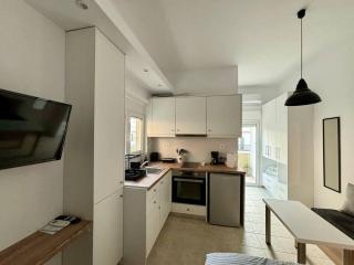 Bright new small apartment - Heraklio - 8