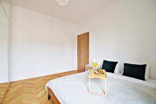 Warsaw City View Apartment - 63m2, Top Location, Workspace - by Rentujemy - 2