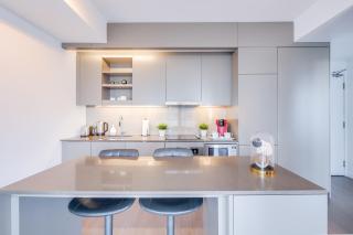 1BR Condo - City View, Near CN Tower & Rogers Center - 1