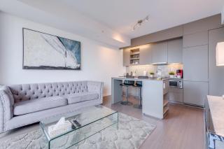 1BR Condo - City View, Near CN Tower & Rogers Center - 0