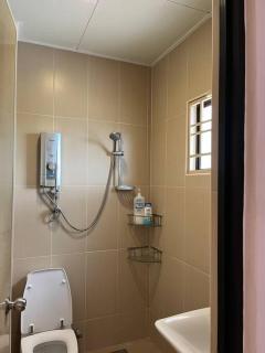 5 Pax \Taman Kajang Utama \ Casa RV - Kajang - 9