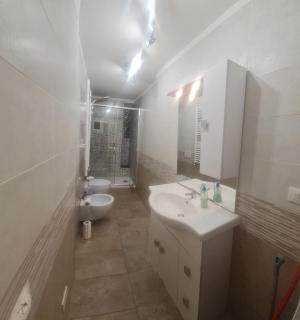 Trilocale nel centro di Sampierdarena - 1