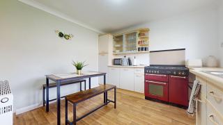 Entire 3 Bed Home in Basildon Sleeps up to 6 - Basildon - 8