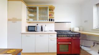 Entire 3 Bed Home in Basildon Sleeps up to 6 - Basildon - 5
