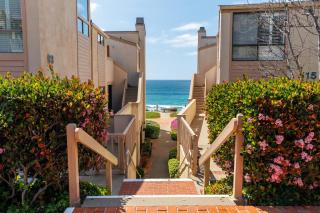 SB-503 - Cali Surfer Lounge - Solana Beach - 6