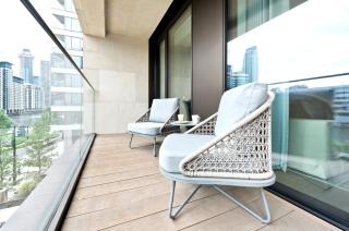 Elegant and Modern Apartments in Canary Wharf right next to Thames - 9