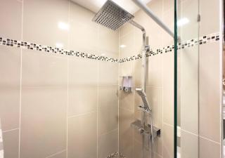 Studio in Pattaya City With Hi-Speed Wi-Fi - Not A Hotel 一卧泳池景房间 带高速网络冰箱厨房 - 3