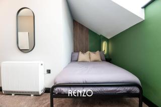 Central and Beautiful 2-bed Apartment in Derby by Renzo, Newly Refurbished, 2 En-Suites! - Derby - 8