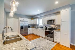 Louisville Retreat with Deck about 11 Mi to Downtown! - Louisville - 8