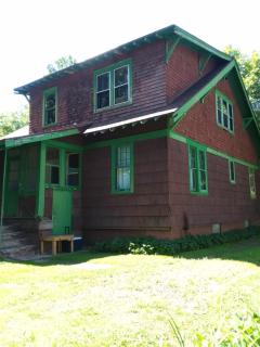 Hemlock House - 5
