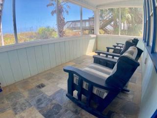 Almost Heaven OCEANFRONT D 3 Bd/3B FREE WIFI - 4