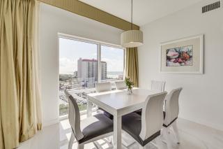 Elegant Destin Condo with Ocean Views Walk to Beach - 3