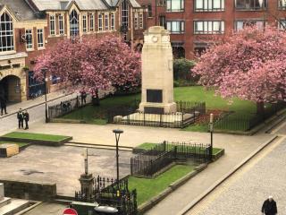 Studio in Bolton town, Short stay studio 5, - 1