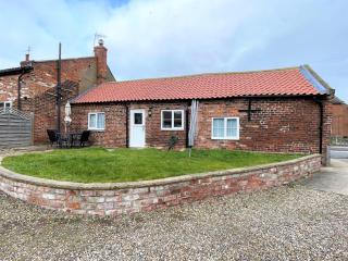 Wonky Cottage - Cayton - 0