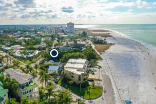 Parrot Beach Cottages Suite #2 - Siesta Key - 1