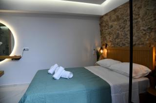Authentic Plaka Home - 4