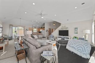1613 - Breezy by the Sea by Resort Realty - 2