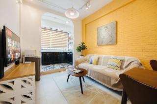 Unique Train street / Old Quarter View Apartment - 9