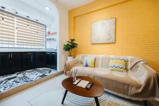 Unique Train street / Old Quarter View Apartment - 8