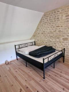 Maison calme, idéale pour un couple avec enfants ou groupe de personnes - Liesville-sur-Douve - 1