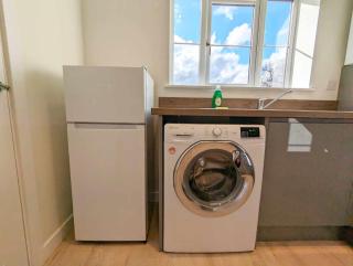 3-Bed, Sleeps 5, 3 Bath, Parking, WiFi - 4