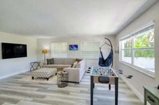 Dog friendly condo with beach access, hot tub, firepit - West Palm Beach - 2