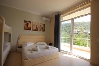 Fane's Rooms - Himare - 0