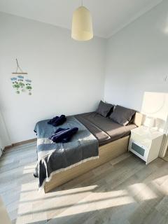 Nouri schöne Wohnung in direkter Strandnähe, schnelles Internet, freies Parken, nahe Flughafen - Perea - 0