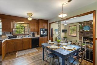 5BR Woodland Retreat on 7 Acres with a Pond - 5