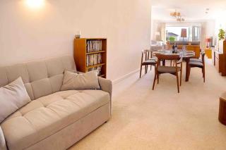 Ground Floor Sea View Apartment Private Terrace - 2