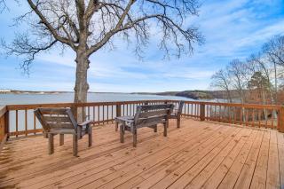 Grand Lake Views Pet-Friendly Jay Getaway! - Jay - 0