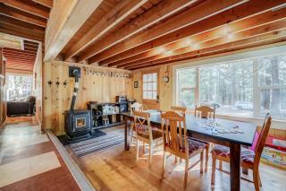 Spacious Classic Cabin Retreat- near Lassen - Mill Creek - 7