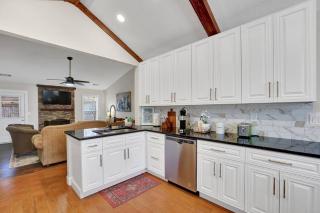 Home Sweet Home! By Mall of GA & Suwanee Town! - 1