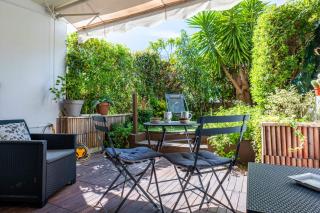 1-Br Garden-level inside Upscale District - Cannes - 0