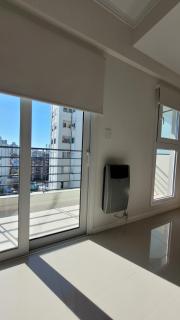 Luminoso Monoambiente II con Balcón 9no piso - 5