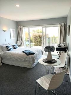 Mount Pleasant Views - Christchurch - 6