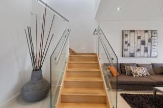 52 Esplanade - BYO Linen - Luxury - Seafront - Wi-Fi - Middleton - 2