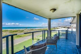 Sweeping Ocean Views -136 Newell - BYO Linen - PetsNegotiable - WiFi - Middleton - 0